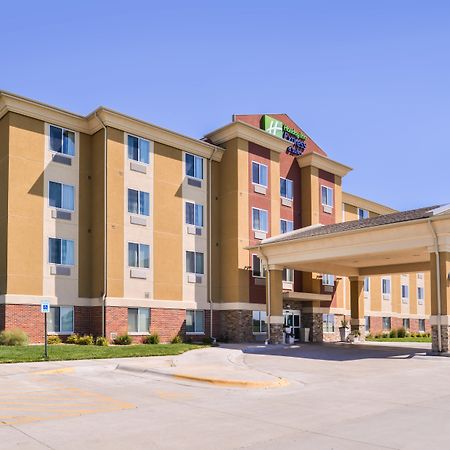 Holiday Inn Express Hotel & Suites York By Ihg Exterior foto