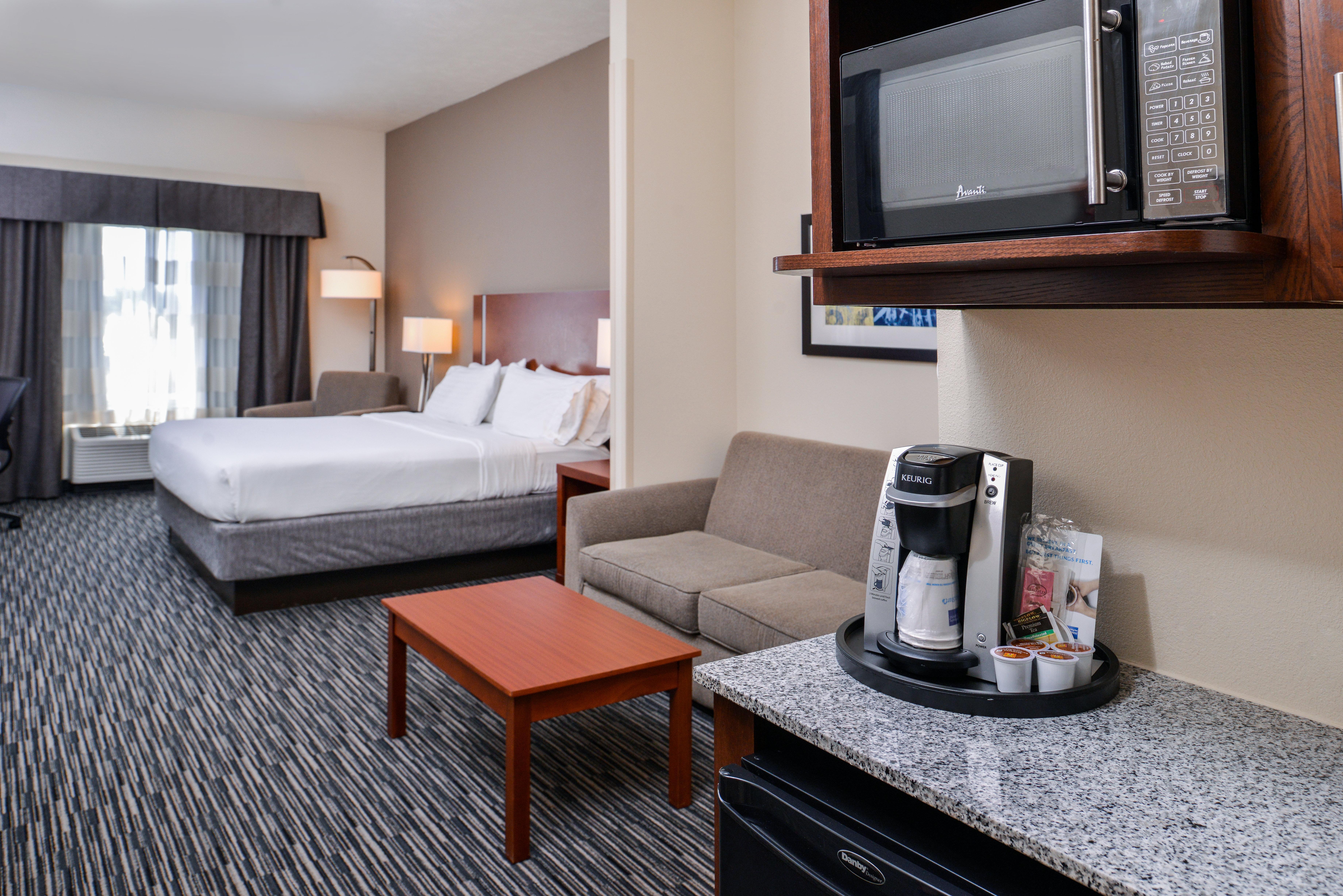 Holiday Inn Express Hotel & Suites York By Ihg Exterior foto