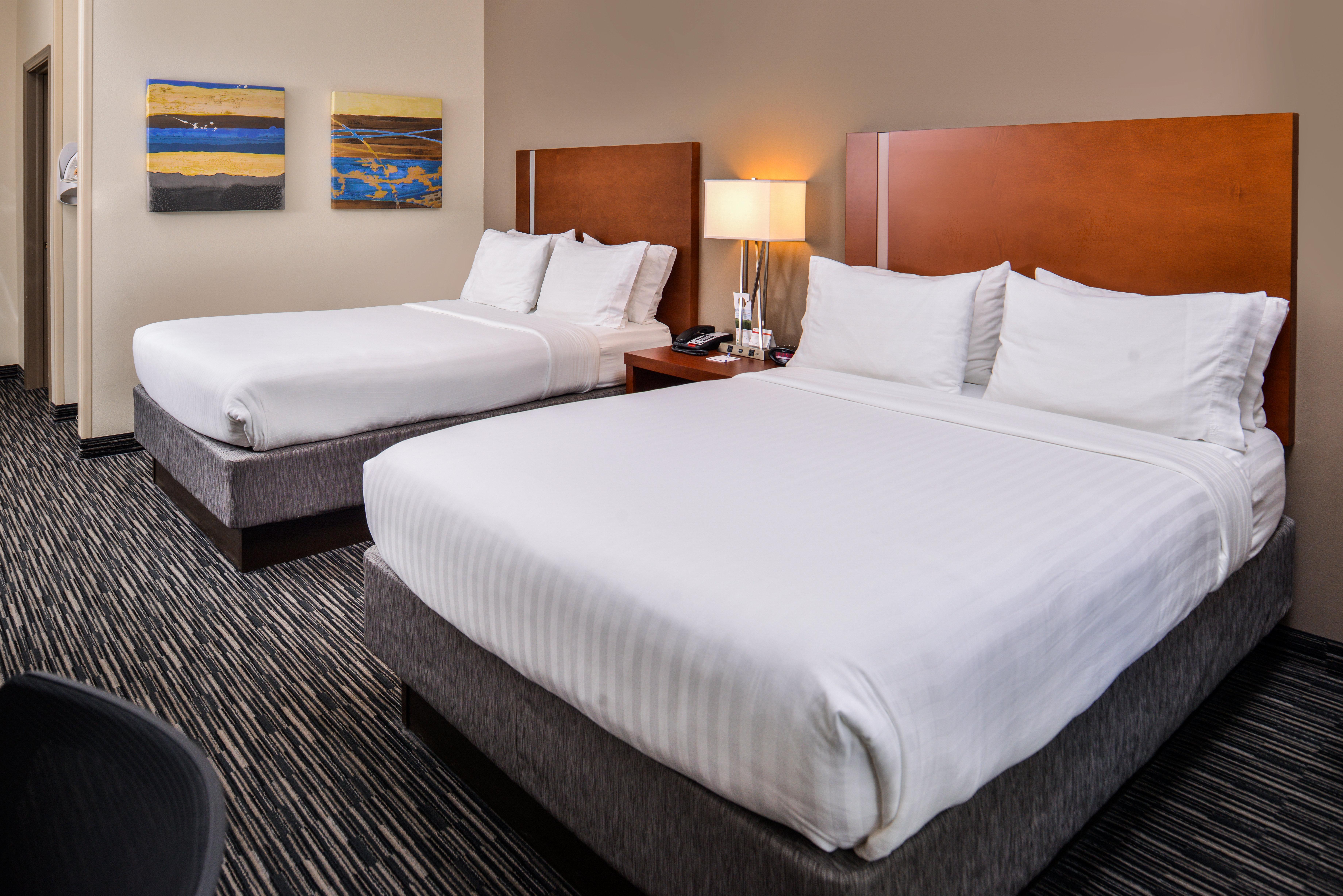 Holiday Inn Express Hotel & Suites York By Ihg Exterior foto